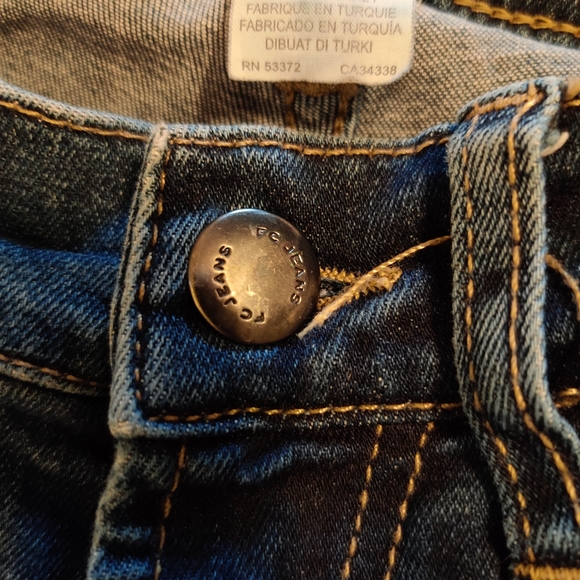 Jeans - Picture 3 of 5